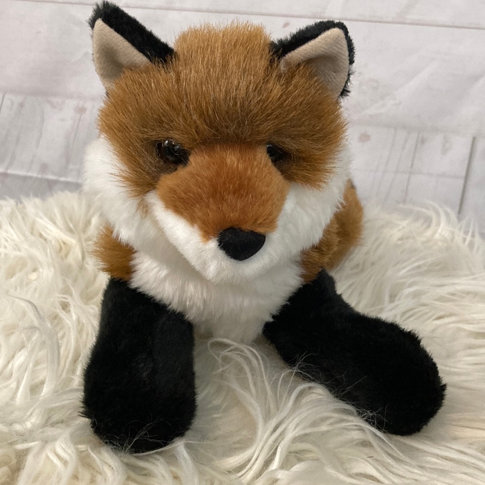 Douglas The Cuddle Toy Laying Red Fox #1835 Plush Stuffed Animal
